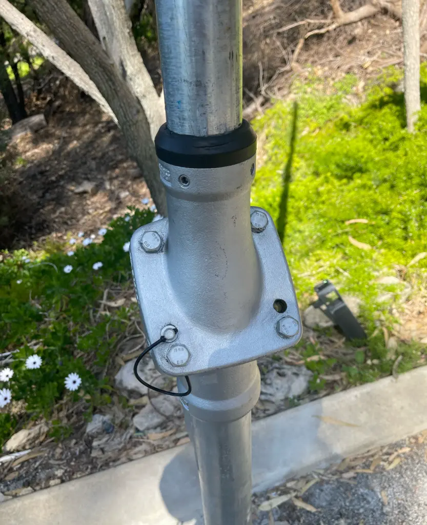 Base Mounted Swivelling Windsock Assembly - 3.webp