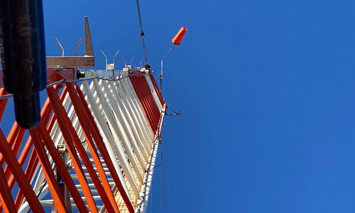 Hardiquip Crane Hire - Construction Site Windsock