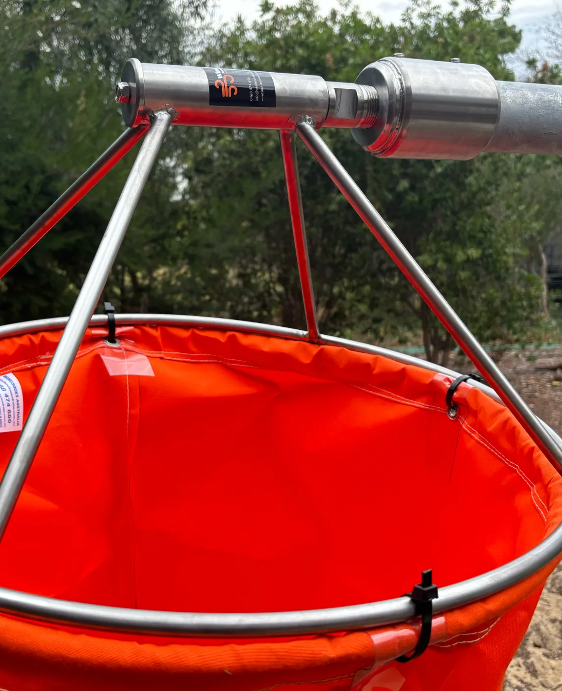 Windsocks Australia - Base Mounted Swivelling Assembly